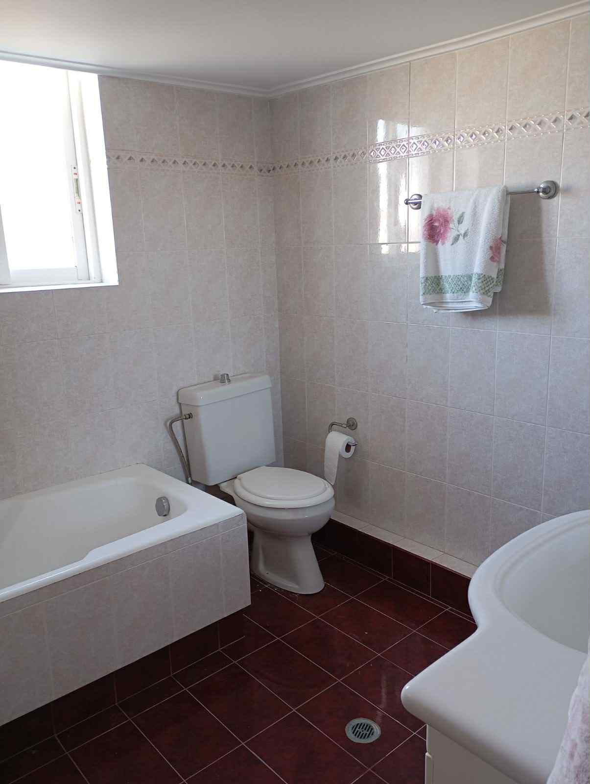 fcc8aa7a-aa84-46b5-8493-ac31725d6b9a